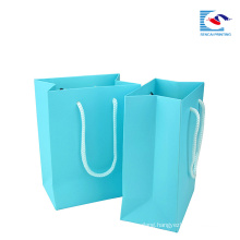 custom green glossy lamination kraft hand paper packing bags